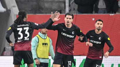 Bild: Harry Langer/dpa
Igor Matanovic (M) zeigt sich beim SC Freiburg eiskalt.