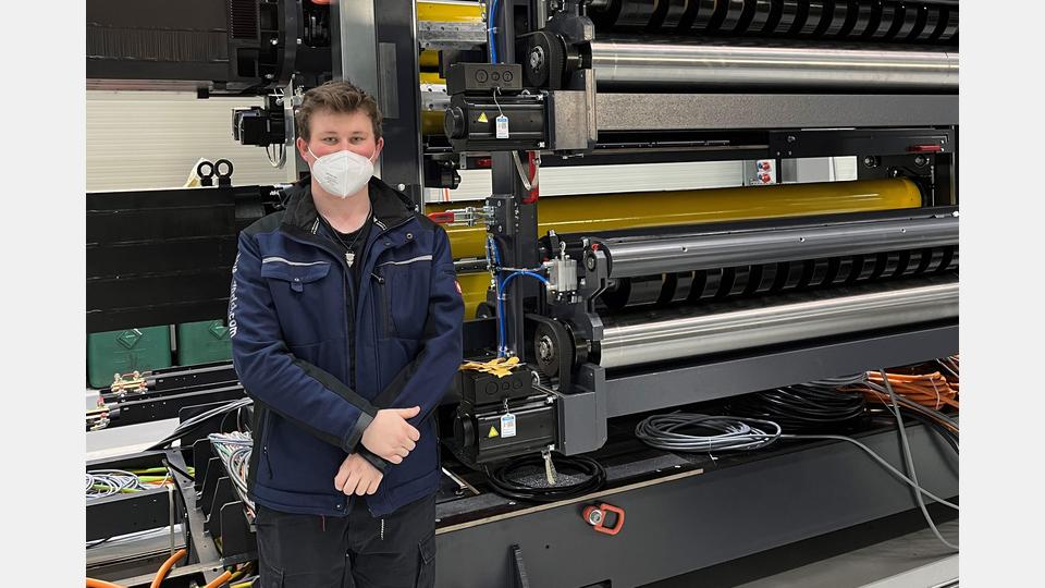 Christoph Häring – Azubi im 3. Lehrjahr zum Produktionstechnologen erzählt in diesem Beitrag: &quot;So war meine Auslandserfahrung.&quot; Bild: BHS Corrugated