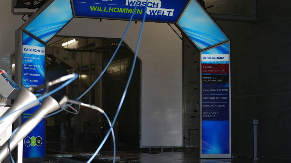 Nach umfangreichen Umbaumaßnahmen ist die WaschWelt Weiden seit rund eineinhalb Monaten wieder in Betrieb. Bild: WaschWelt Weiden