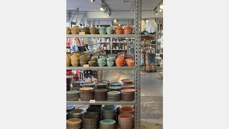 Auf 250 Quadratmetern bietet der ProfiTable in der Fabrikstraße in Weiden ein einzigartiges Einkaufserlebnis rund um den gedeckten Tisch. Bild: BHS tabletop AG