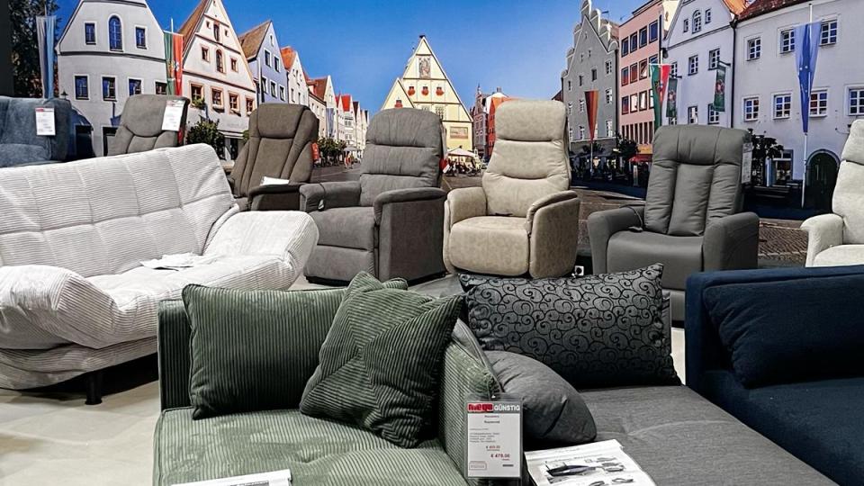 mega Möbel lädt am 20. und 21. April zum großen Eventwochenende ein. Bild: exb/Werbeagentur Wagner-Kespohl