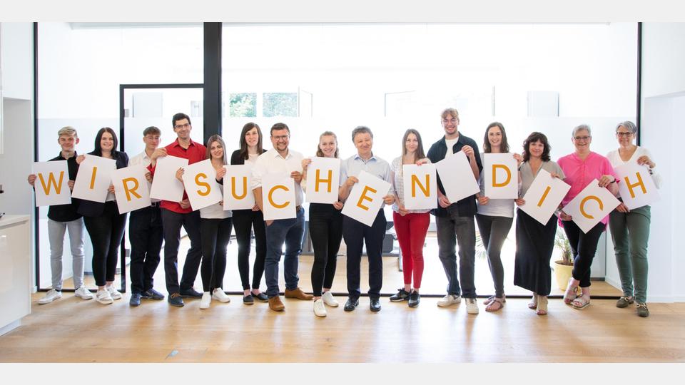&quot;Wir suchen Dich&quot;: Die Steuerberatungsgesellschaft ET Lang &amp; Kollegen will sein Team vergrößern. Bild: exb