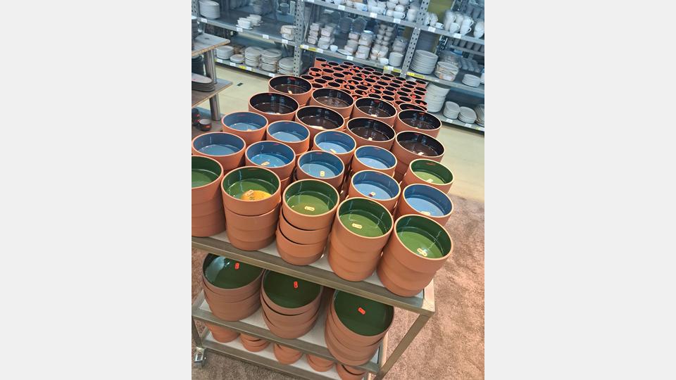 Beim Sonderverkauf gibt es Einzelartikel und Restposten zu besonders günstigen Konditionen. Bild: BHS tabletop AG