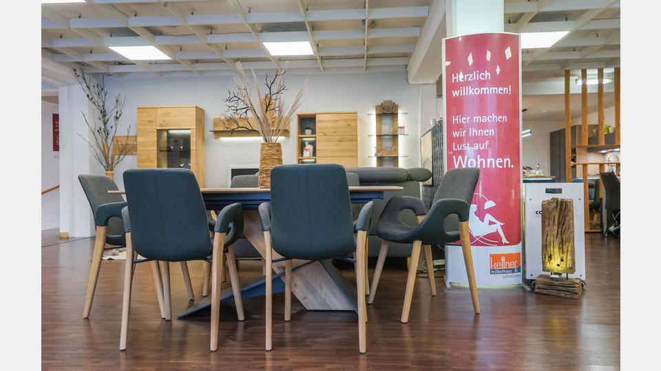 Möbel Kellner baut um und braucht deshalb Platz! Aus diesem Grund lädt das Unternehmen zu einem Teilräumungsverkauf ein, bei dem Kunden bis zu 68 Prozent sparen können. Bild: Möbel Kellner