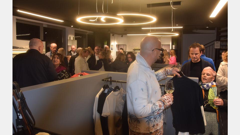 Über mangelndes Interesse konnten sich die Macher der &quot;Fashion Lounge&quot; keineswegs beschweren. Im Gegenteil! Bild: fz
