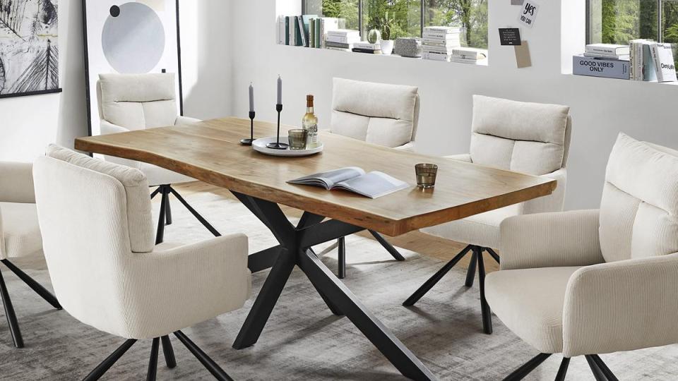 20 % Rabatt vor Ort und 10 % Extra-Rabatt im mega-möbel Onlineshop sichern. Bild: mega-möbel