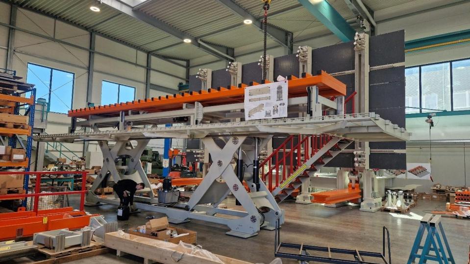 Der fertige Kernlegetisch für Siemens Energy besitzt ein Eigengewicht von rund 120 Tonnen. Bild: Florian Meierhöfer