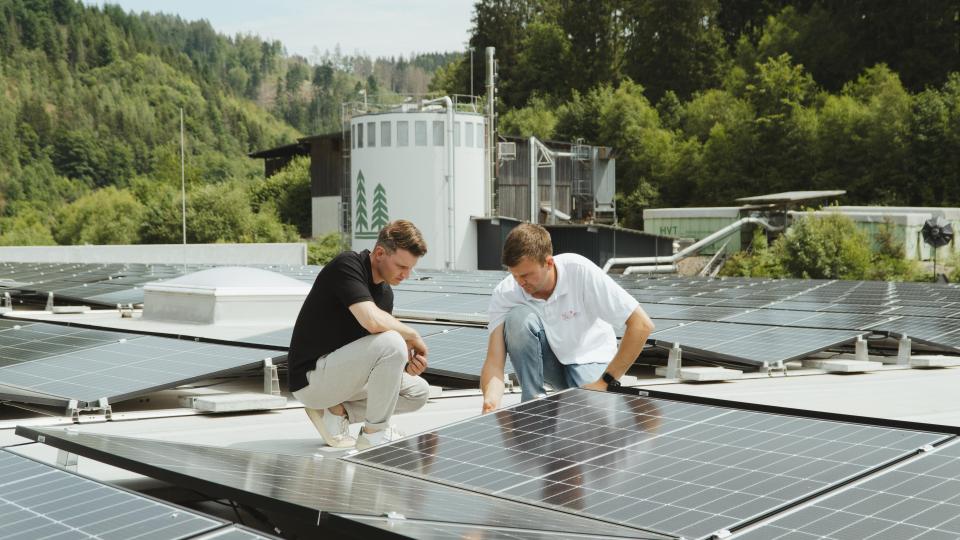 Ob für Privat oder große Gewerbekunden: In Sachen Photovoltaik hat sich Hardy Barth einen ausgezeichneten Ruf in der Branche erarbeitet. Bild: exb
