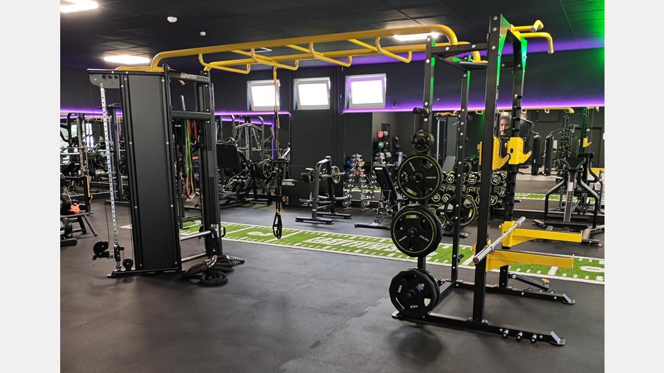 Ob Functionaltraining, Gewichte, Cardio, Zirkel und mehr: Das Team im Studio erstellt individuelle Trainignspläne. Bild: exb