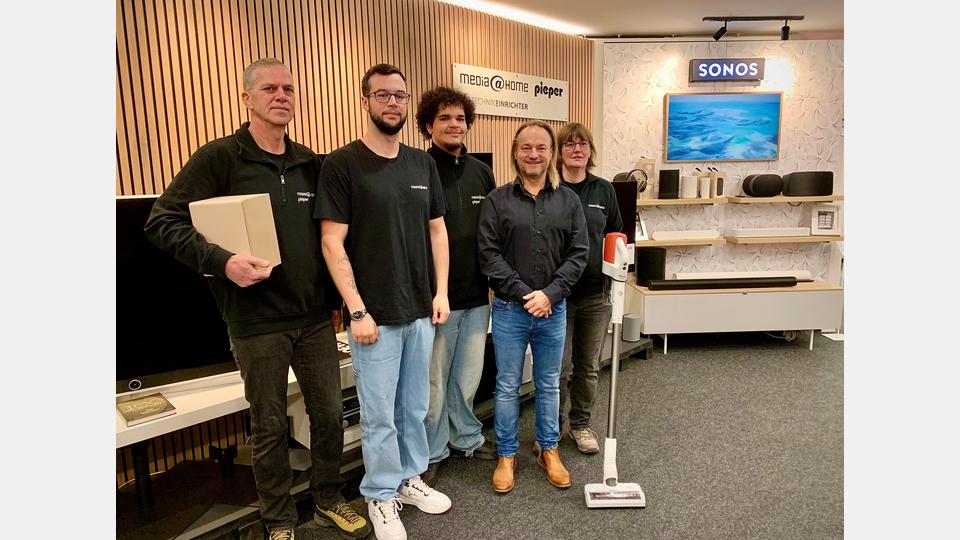 Kunden schätzen die Kompetenz des Teams bei "Media@Home" Pieper. Bild: mia
