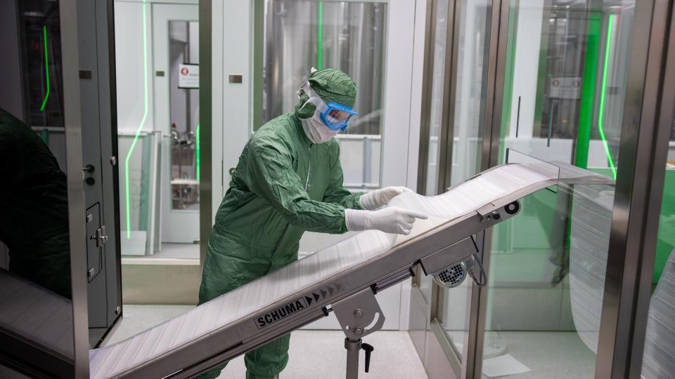 Ein Arbeitstag von Kerstin Bruckner bei Pharma Stulln Bild: Sara Neidhardt