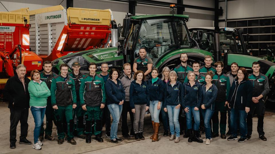 Kompetenz, Service und Top-Qualität – das Team der Firma Rester freut sich auf seine Kunden. Bild: exb/Fa. Rester/M. Schlosser