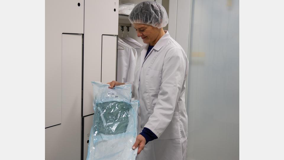 Ein Arbeitstag von Kerstin Bruckner bei Pharma Stulln Bild: Sara Neidhardt