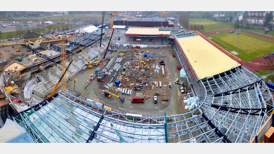 Die Lochner Stahlbaumontagen GmbH realisiert anspruchsvolle Projekte – von klassischen Hallenkonstruktionen bis hin zu komplexen Stahltragwerken. Bild: Lochner Stahlbaumontagen GmbH