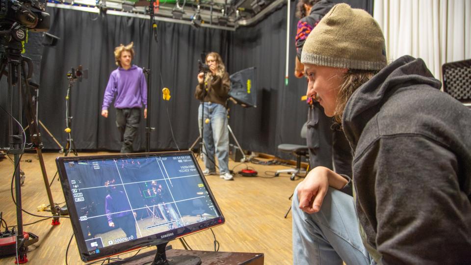 Auch der Film- und Regieraum der OTH Amberg kann besichtigt werden. Bild: OTH Amberg-Weiden