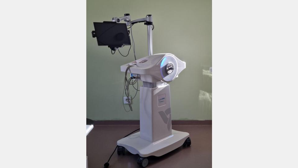 <strong>Luna EMG</strong> – ein Therapieroboter für die unteren Extremitäten, bei dem bereits geringste Muskelaktivität die robotische Unterstützung auslöst und so frühzeitig Muskelkräftigung und Beweglichkeit nach Operationen oder Verletzungen fördert. Bild: EGZO Tech