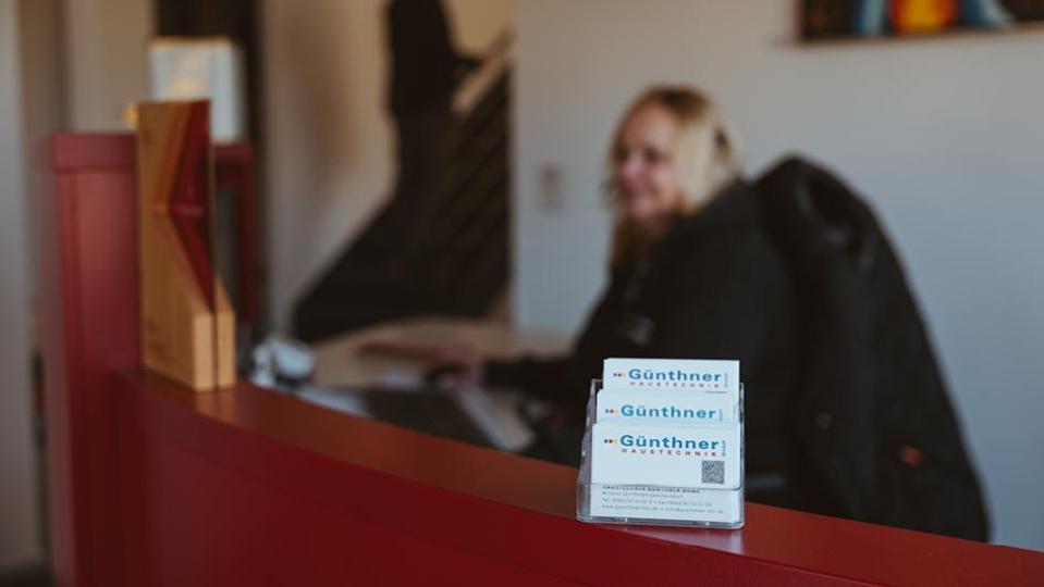 Der Kundenservice kümmert sich um Wartungen, Kleinaufträge und Notfälle. Bild: Sara Neidhardt