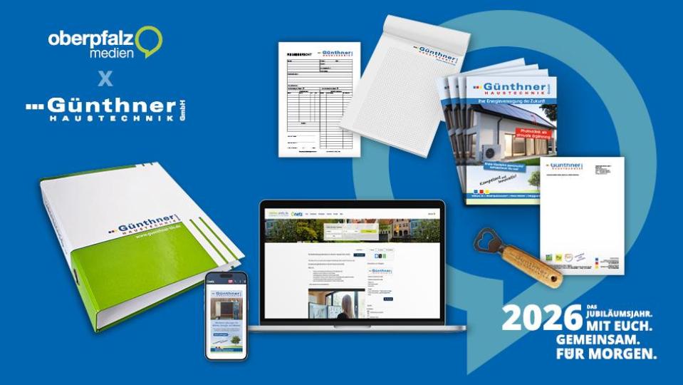 Im eigenen Haus entsteht Zukunft: Wir liefern individuelle Leistungspakete inklusive Give-aways wie Flaschenöffner und Aktenordner sowie Broschüren und Flyer. Bild: Sara Neidhardt