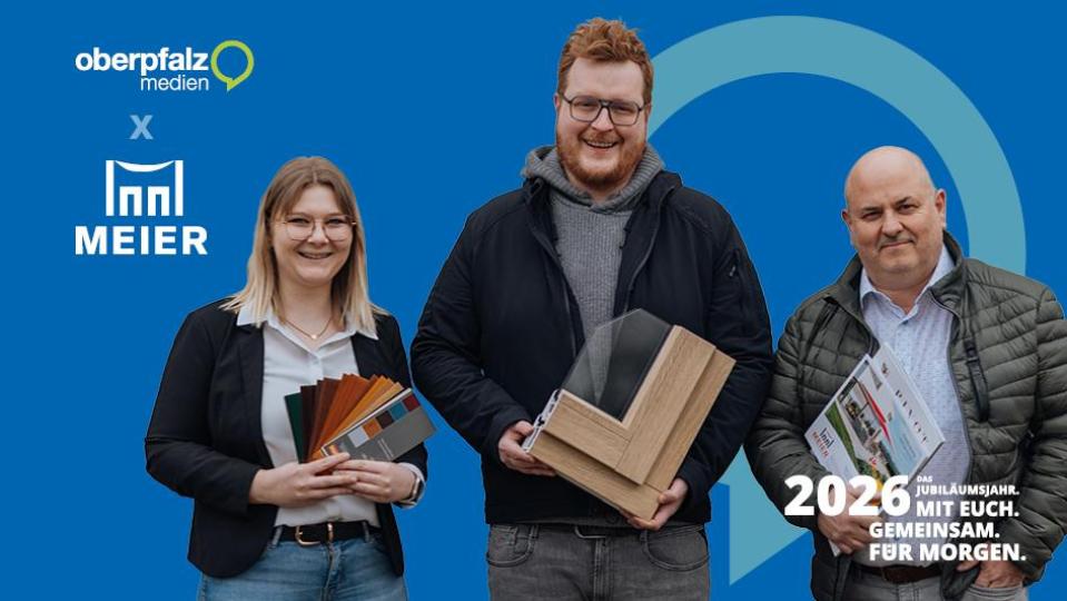 Christoph Meier (Bildmitte) sieht in der crossmedialen Beratung durch Eva-Maria Irlbacher und Bernhard Grießl einen echten Mehrwert für sein Unternehmen: "Oberpfalz Medien hilft mir perfekt bei der zielgruppengenauen Ansprache potenzieller Kunden. Und übernimmt die Arbeit für mich." Bild: Oberpfalz-Medien / Sara Neidhardt / Ramona Hanisch