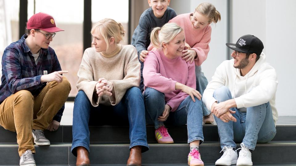 Unser Team gemeinsam mit den Kindern im Alltag. Bild: Sandra Hirschke