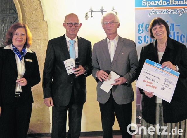 Sparda Bank Hat Herz Und Geld Fur Die Tafel Onetz