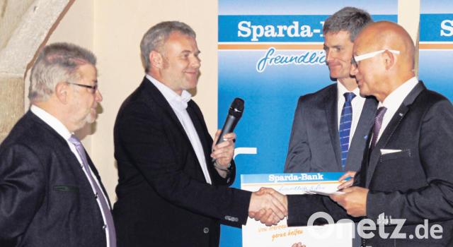 Sparda Bank Unterstutzt Forderverein Auenpark Onetz