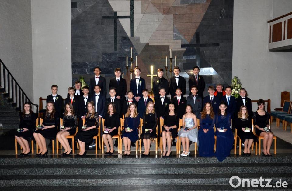 Junge Mundige Christen Feiern Konfirmation Onetz