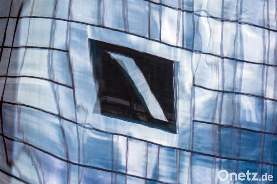 Deutsche Bank Erneut In Den Roten Zahlen Onetz