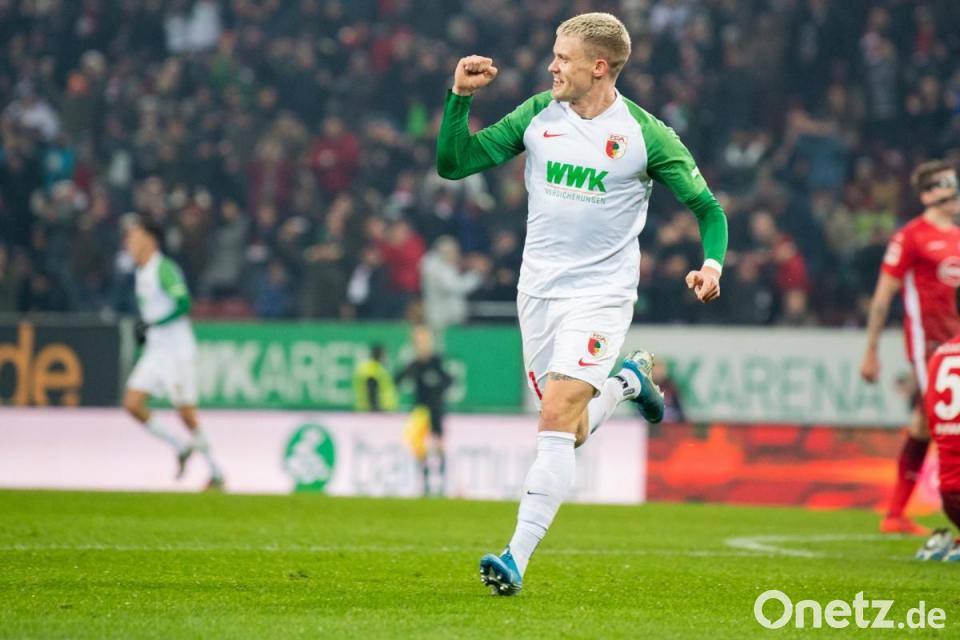 Max Wieder Mit Doppelpack Fc Augsburg Bezwingt Dusseldorf Onetz