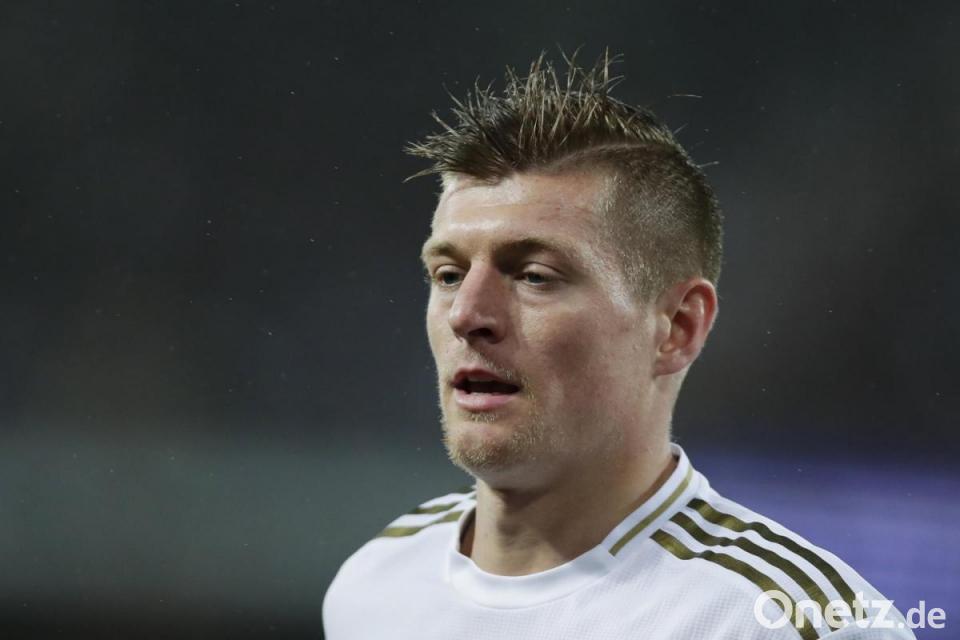 Real Madrid Setzt Spieler Unter Quarantane Liga Stoppt Onetz