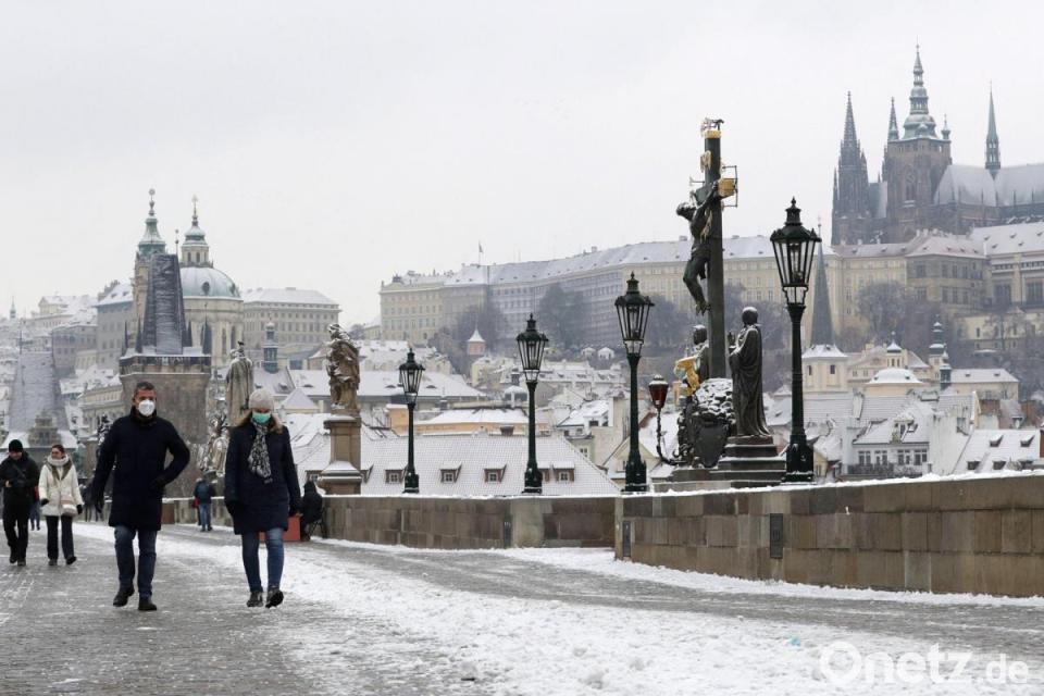 Corona Tschechien Verbietet Coffee To Go Onetz Morgens früh um acht wird kaffee gemacht. corona tschechien verbietet coffee to