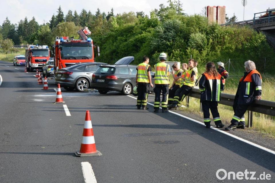Vier Verletzte Nach Frontalzusammenstoss Onetz