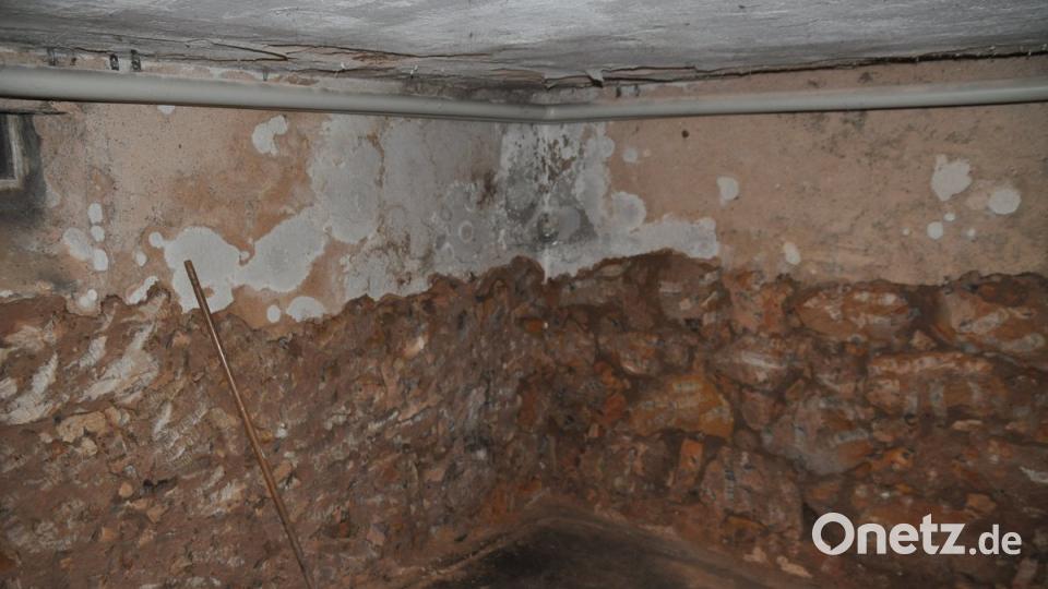 Altes Rathaus: Sandstein bröselt | Onetz